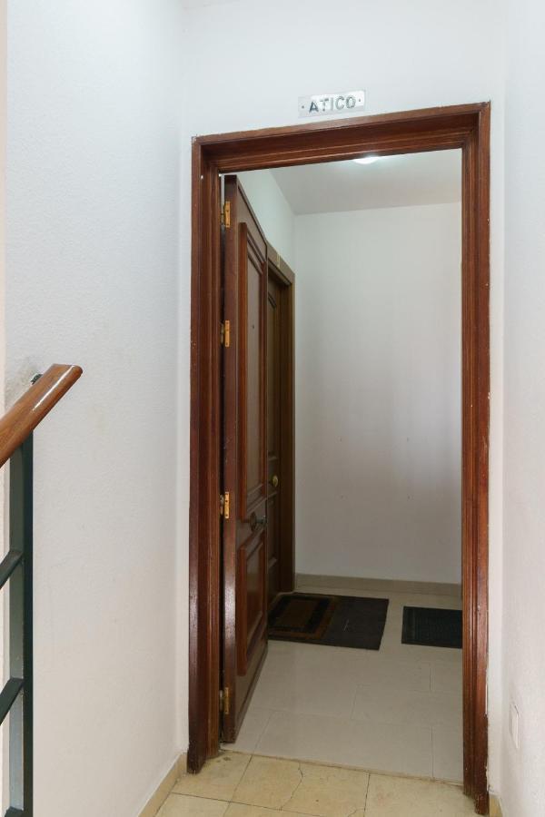 Apartamento Rentalsevilla Luminoso Con Terraza A Orillas Del Río *