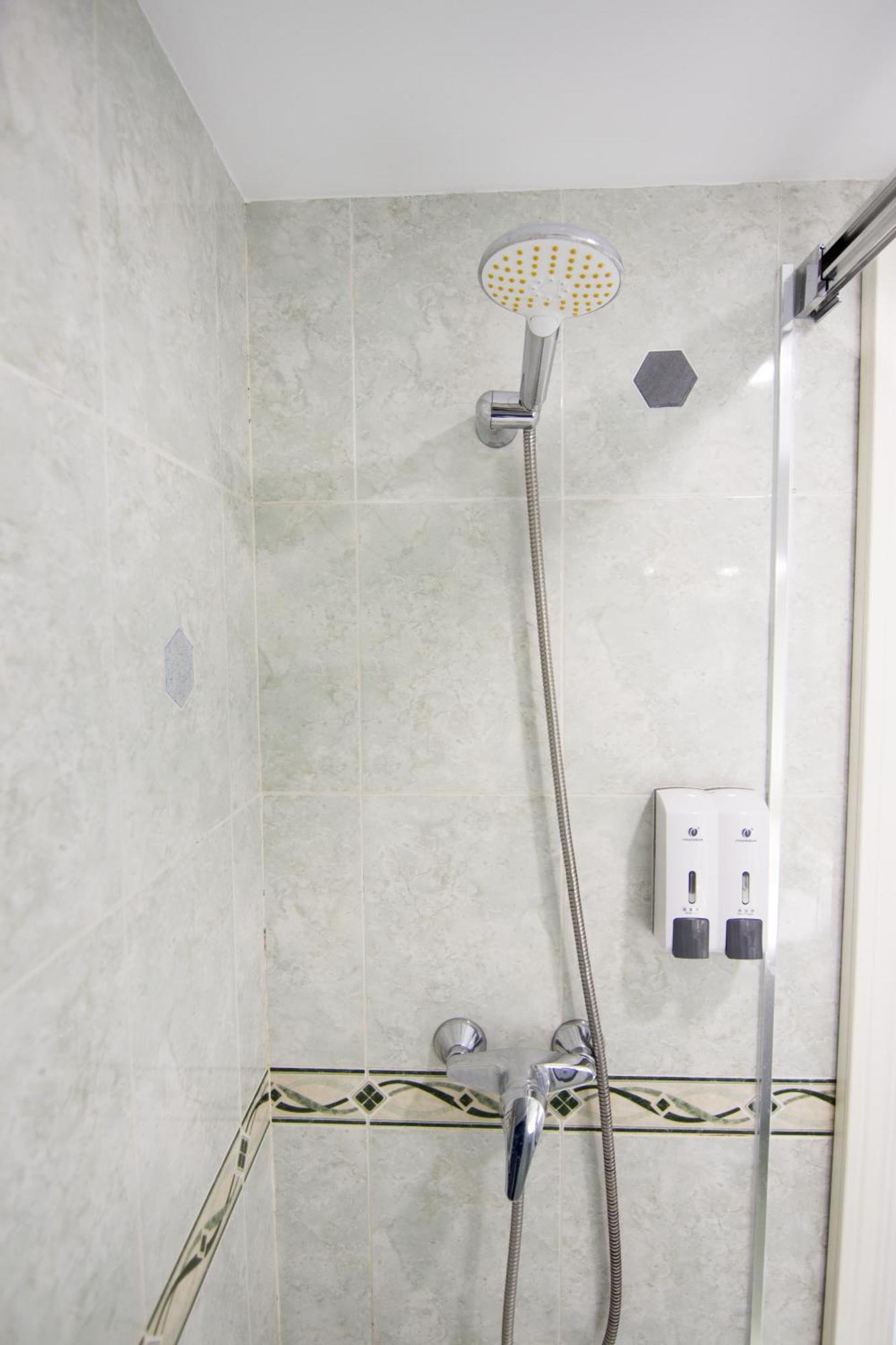 Apartamento Rentalsevilla Luminoso Con Terraza A Orillas Del Río